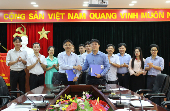Viện Nhà nước và Pháp luật ký kết hợp tác với Học viện Thanh thiếu niên Việt Nam