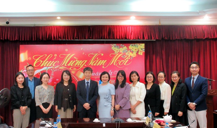 Viện Nhà nước và Pháp luật tiếp xã giao đoàn Viện Nghiên cứu Lập pháp Hàn Quốc