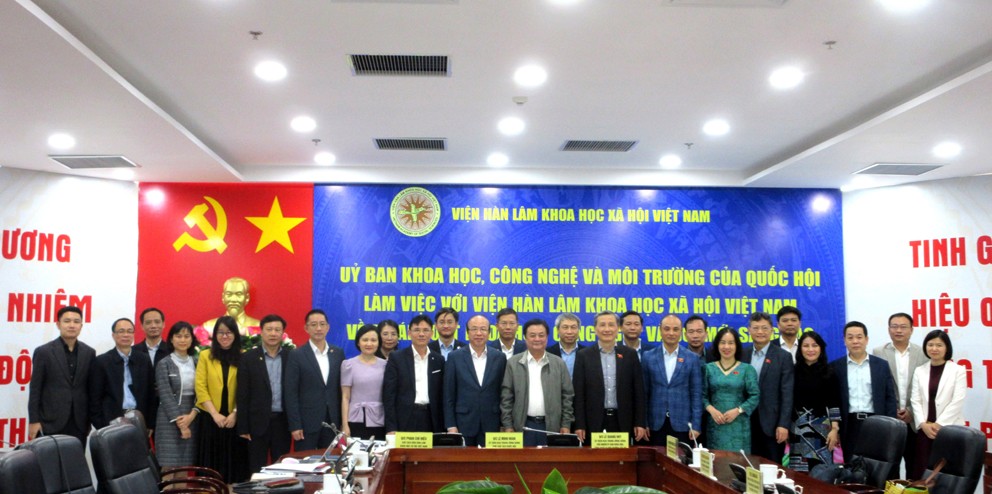 Viện Hàn lâm KHXH Việt Nam làm việc với Ủy ban Khoa học, Công nghệ và Môi trường của Quốc hội về Dự án Luật Khoa học, Công nghệ và Đổi mới sáng tạo